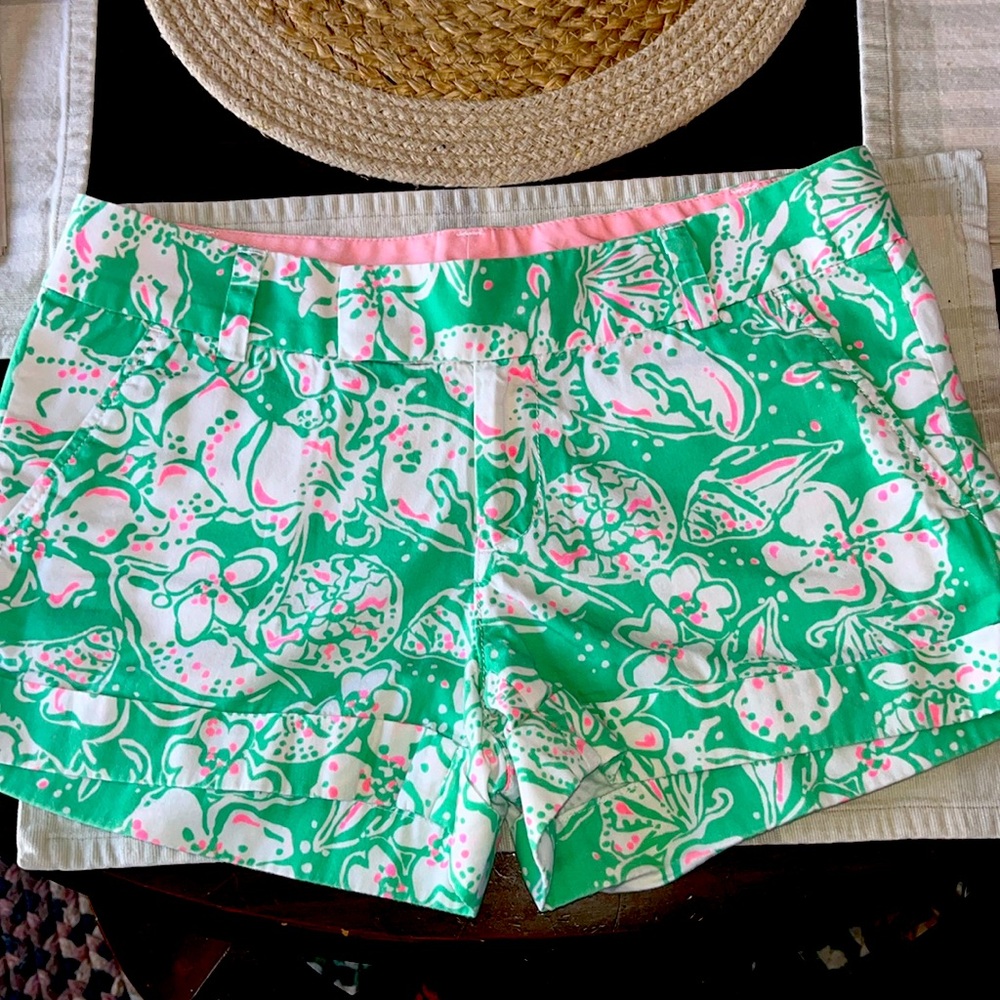 Lilly Pulitzer, Barclays short size 4